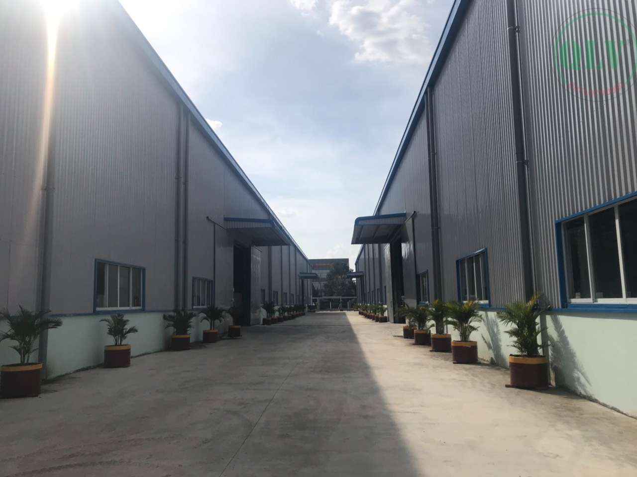 厂房转让，在工业园区内，带办公室