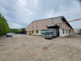 出租顺安工业区内5座厂房 – 租金仅为每平方米3美元