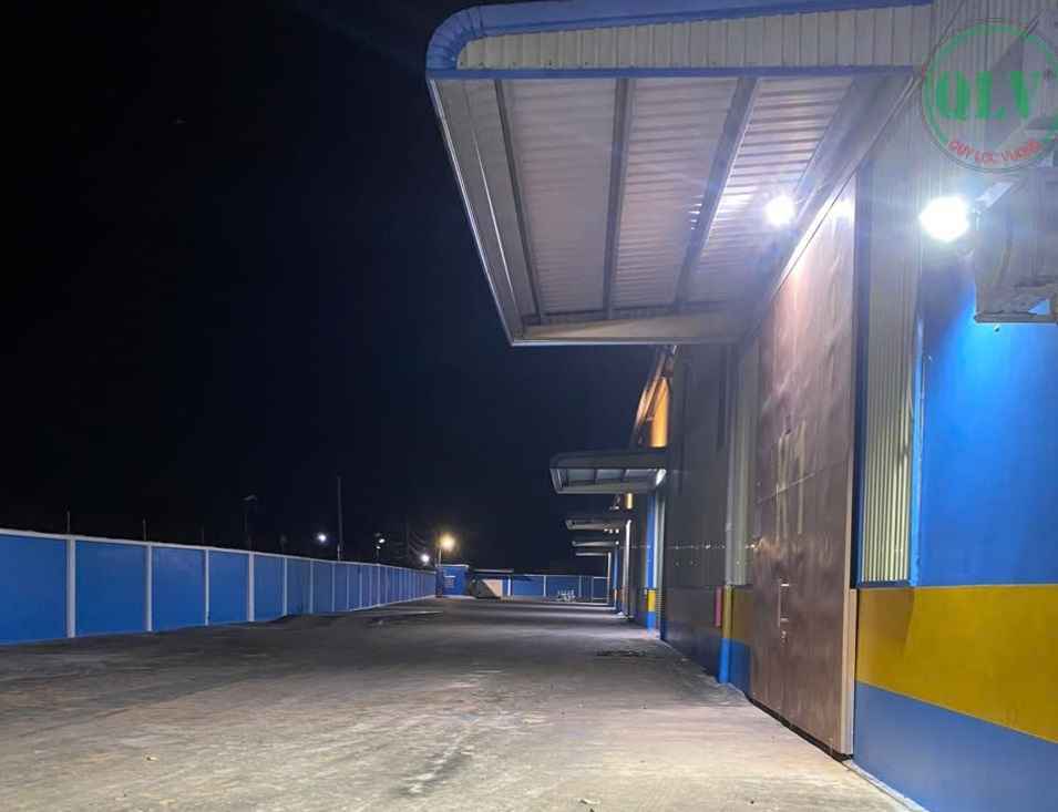 越南厂房出售, 占地面积 5,200 平方米 位于日清工业区, 边勒, 隆安, 位置优越