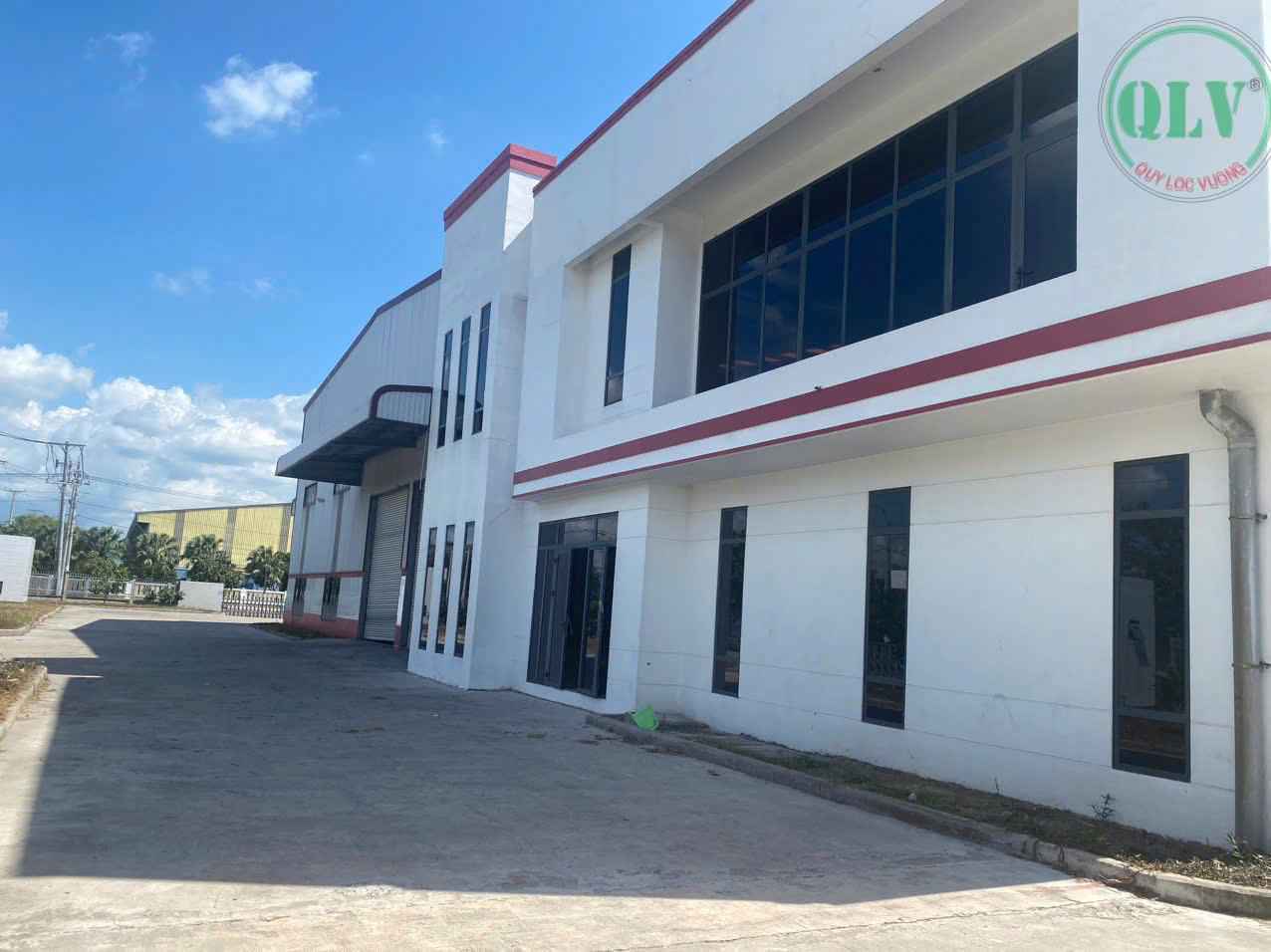 越南厂房出租, 2座全新漂亮厂房, 位于隆安省顺道扩展工业区内