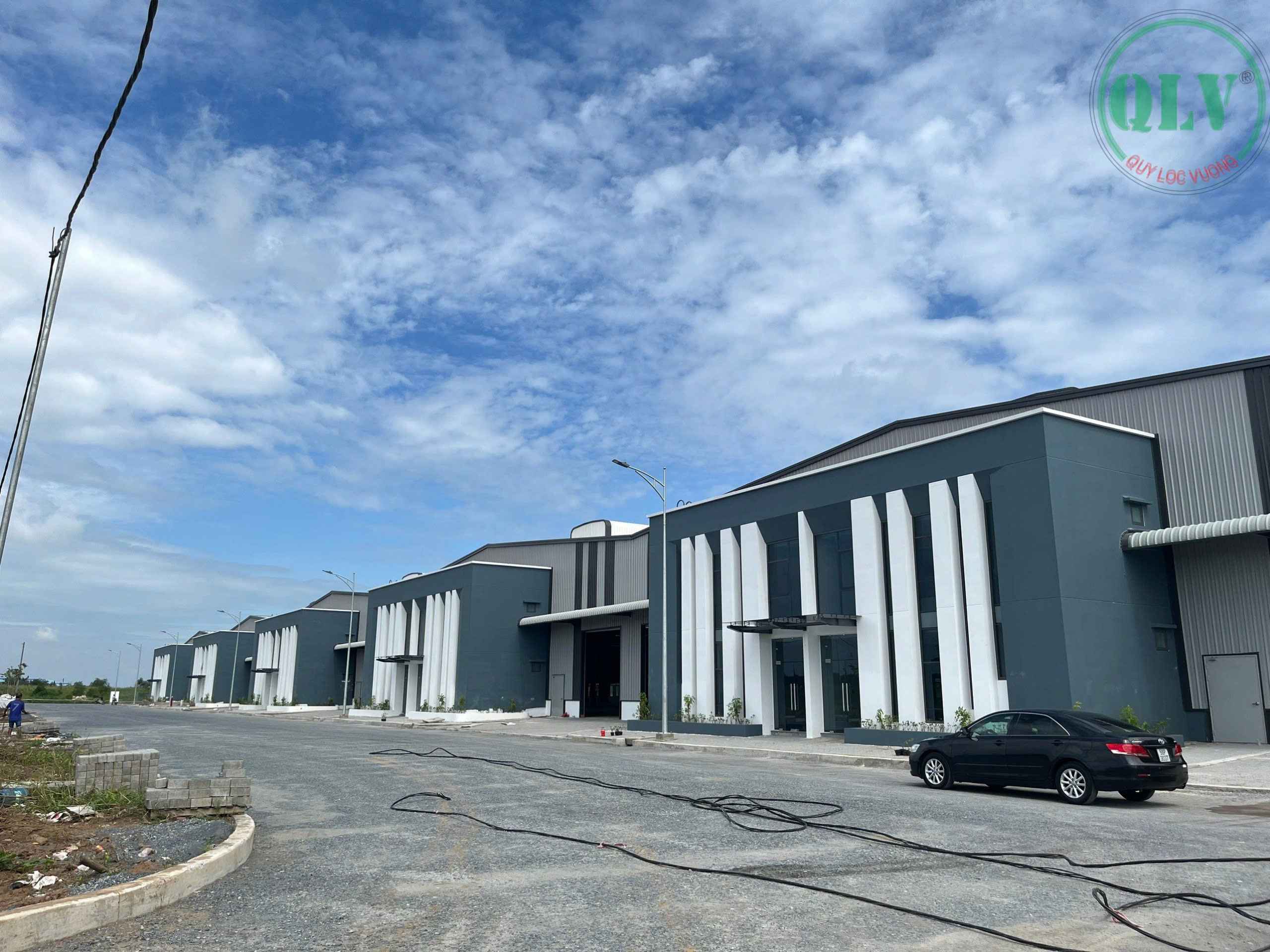 越南厂房出租——预制钢结构坚固，配有办公区，基础设施完善