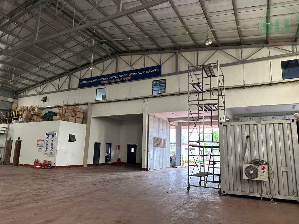 头顿市厂房出租：位于巴地头顿省周德工业区的3500平方米厂房，附带240平方米办公楼