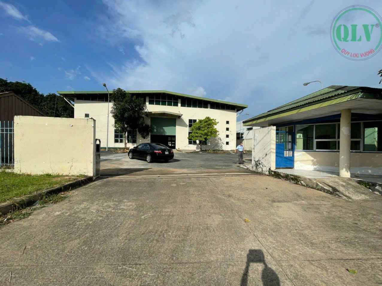 同奈省工厂出售, 基础设施完善，地理位置优越，40英尺集装箱可全天候通行