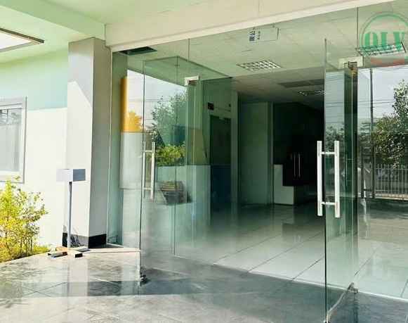 平阳省工厂出售, 位于工业园核心区，设计美观，配套设施完