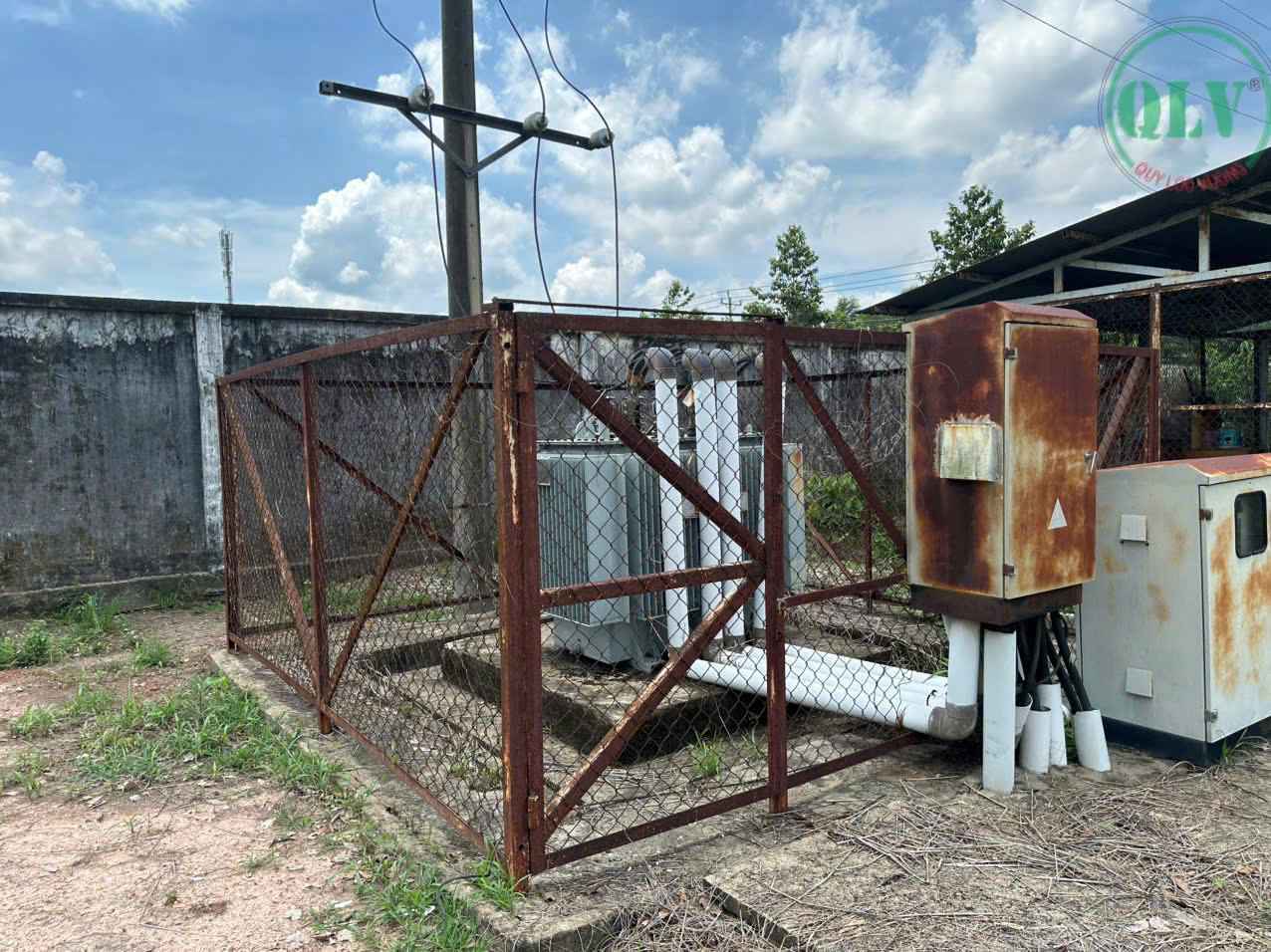 库和工厂出租，厂房高燥，快速连接国道和高速公路