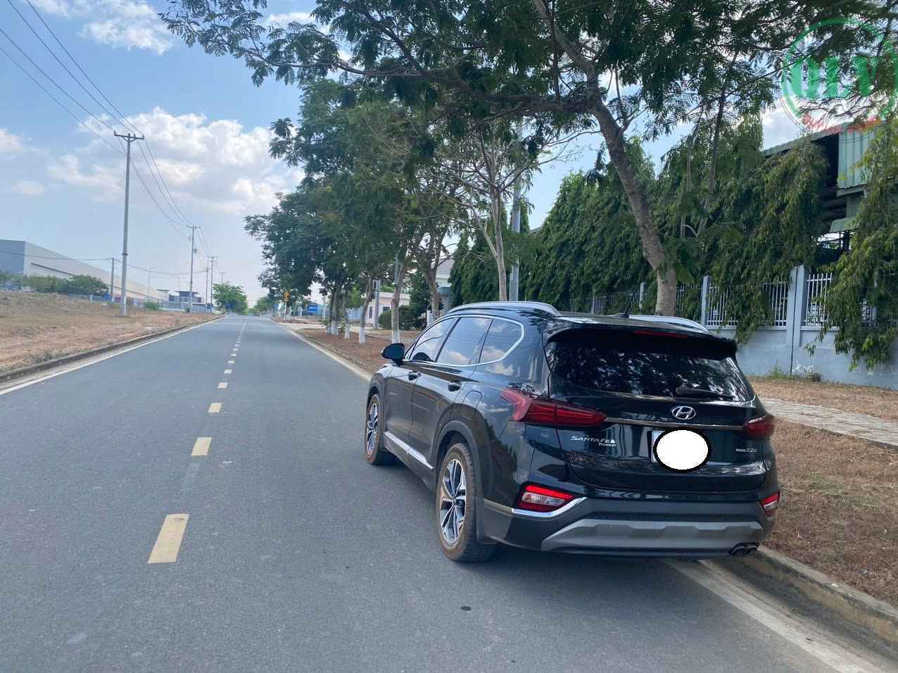 同奈工业园区土地出售，面积30,612平方米，位置优越，临近机场