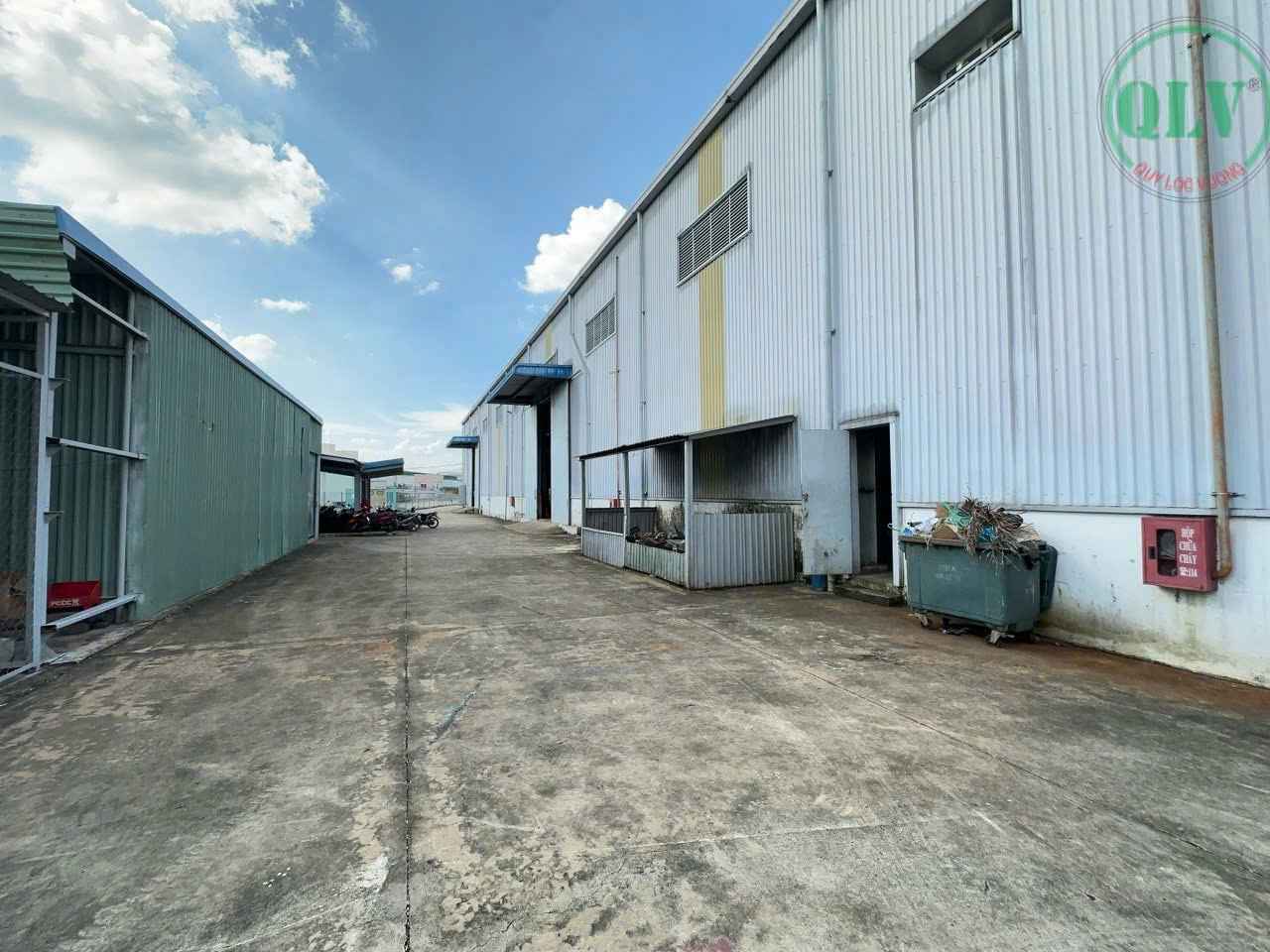 同奈省工厂出售，厂房质量优良，电水齐全，附属设施完善