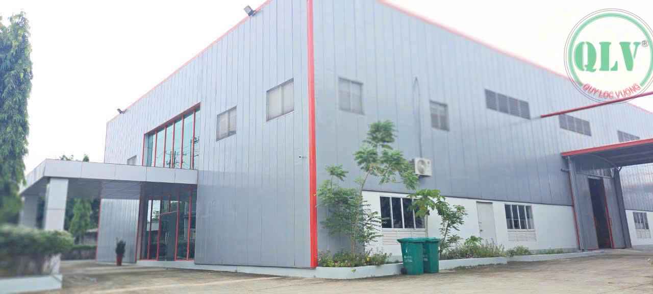 平阳省工厂出售, 占地5,000平方米, 厂房漂亮, 技术设施齐全