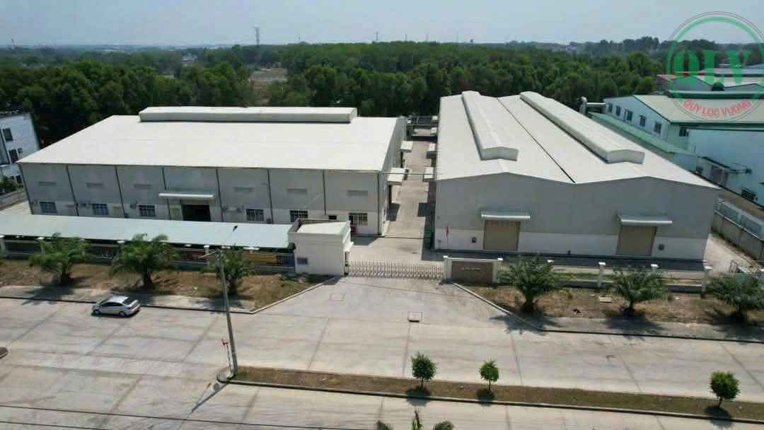 平阳省工厂出售，厂房高大，基础设施完善，位于工业区优越位置