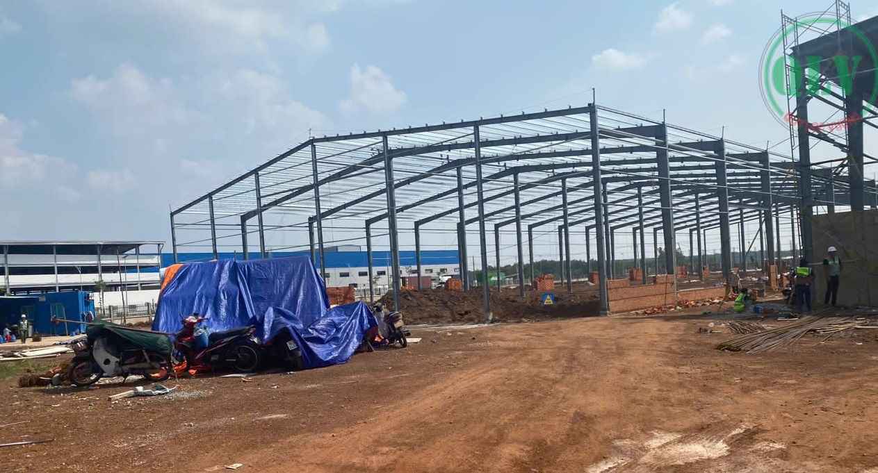 需要租一个仓库，平福工业区，新厂房，价格合理，设施完善