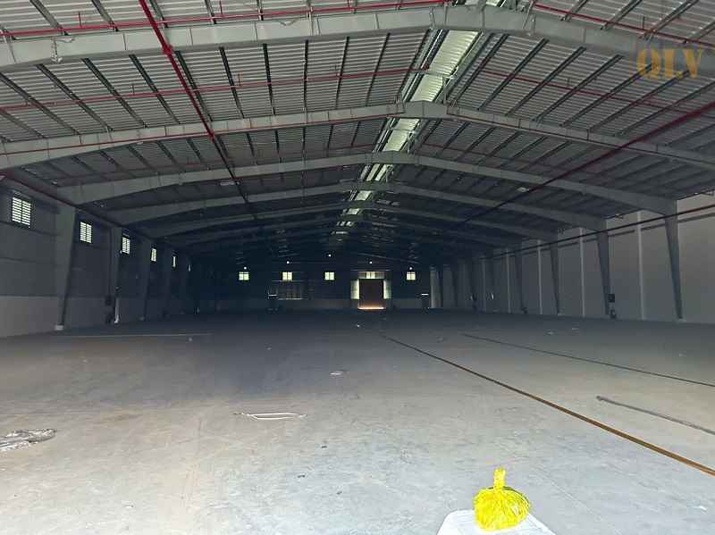 平阳省厂房出租，厂房漂亮，水电齐全