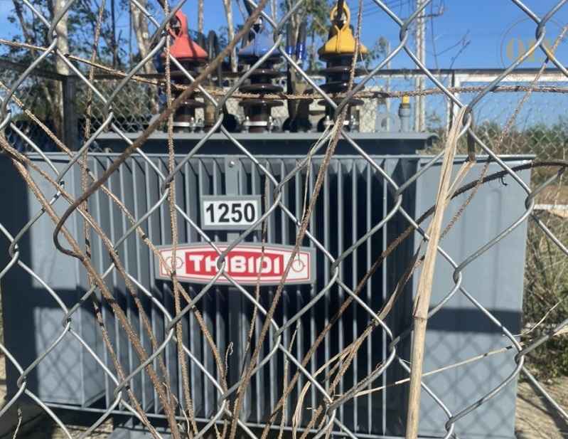 平福省出口木制品喷漆厂