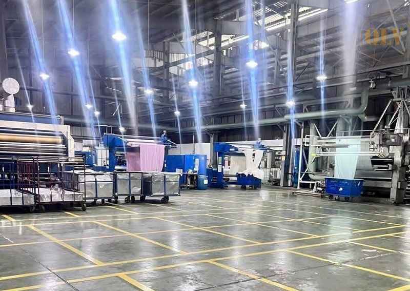 平阳省工厂出售，40个集装箱装卸平台，大型场地