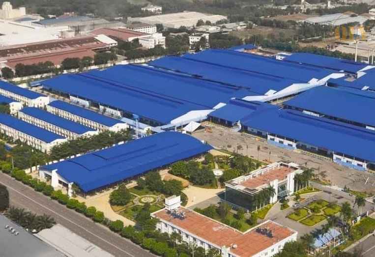 平阳省工厂出售，40个集装箱装卸平台，大型场地