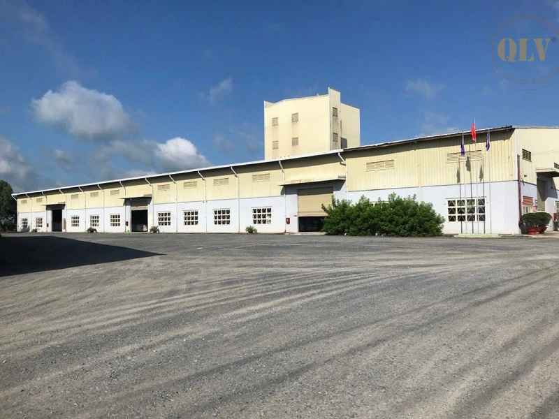 牧饲料加工厂出售，西宁省