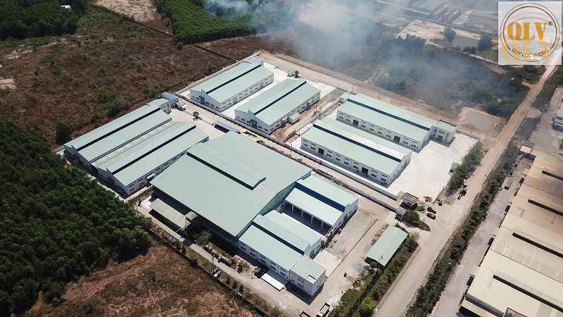 同奈省工厂出租，厂房新，位于工业园区
