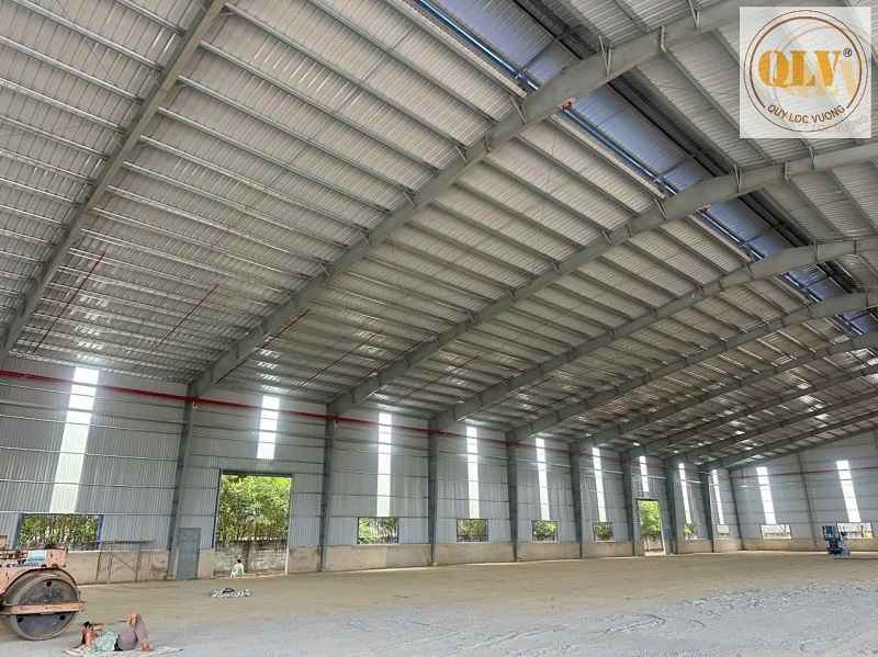 平阳省工厂出租，品质良好，配有3层办公楼