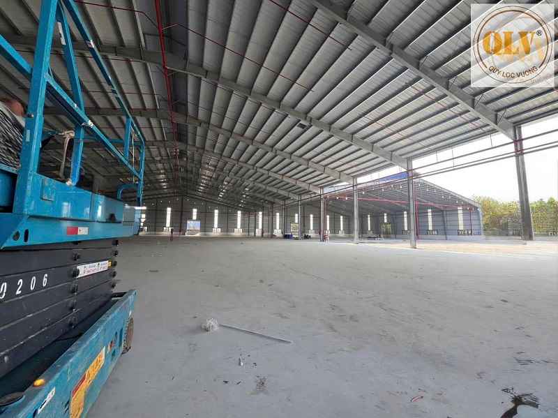 平阳省工厂出租，品质良好，配有3层办公楼