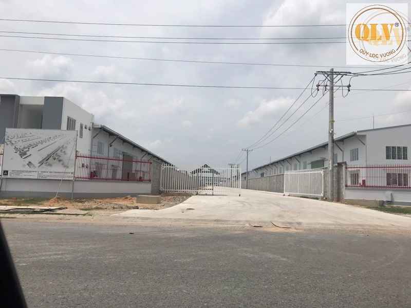 需要租一个仓库，场地条件好，仓储物流便利